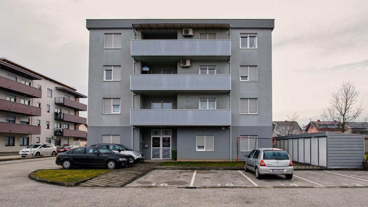 ווליקה גוריצה Lovely Apartment Mira Near Airport Zagreb מראה חיצוני תמונה
